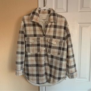 NEW Abercrombie Sherpa Jacket/Shacket (Women’s)